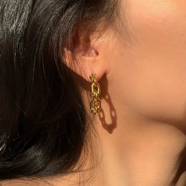 Taylor Earring